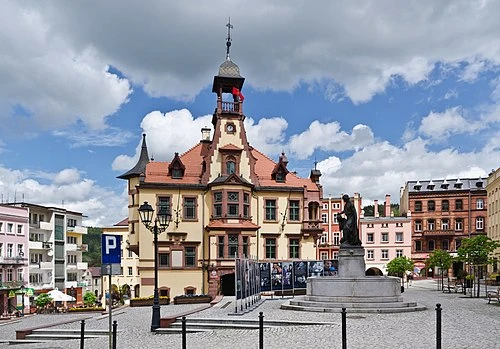 File:2014 Nowa Ruda, ratusz 02.JPG