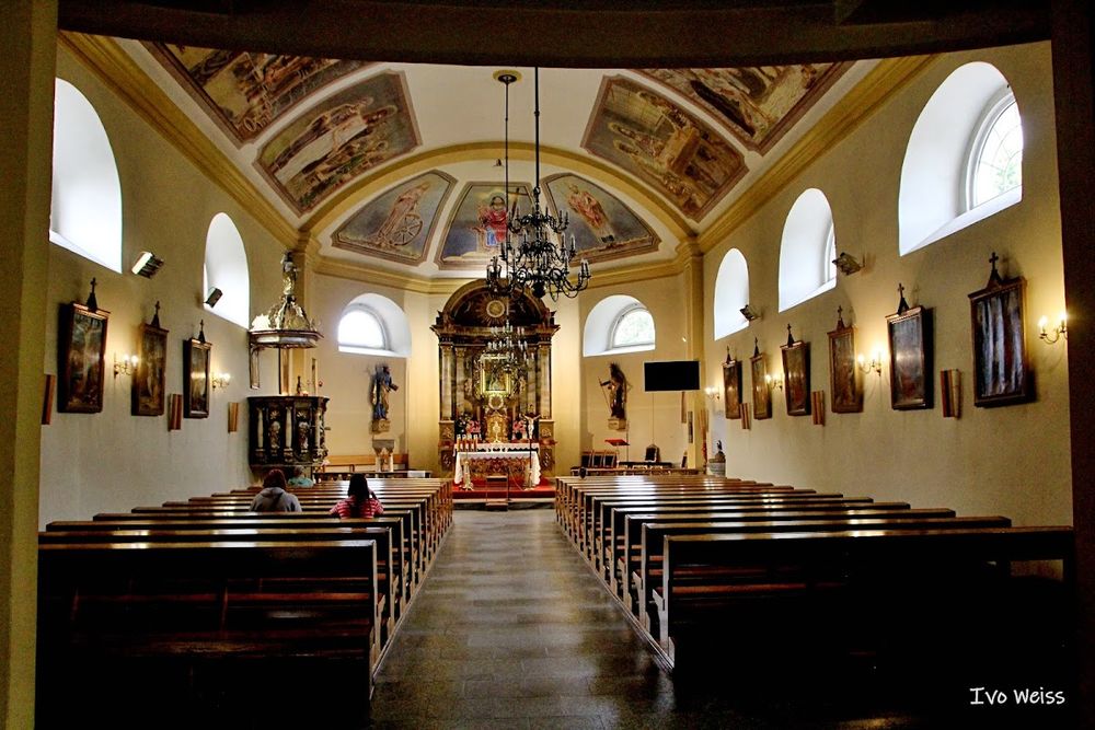 Barokowe wnętrze kościoła.