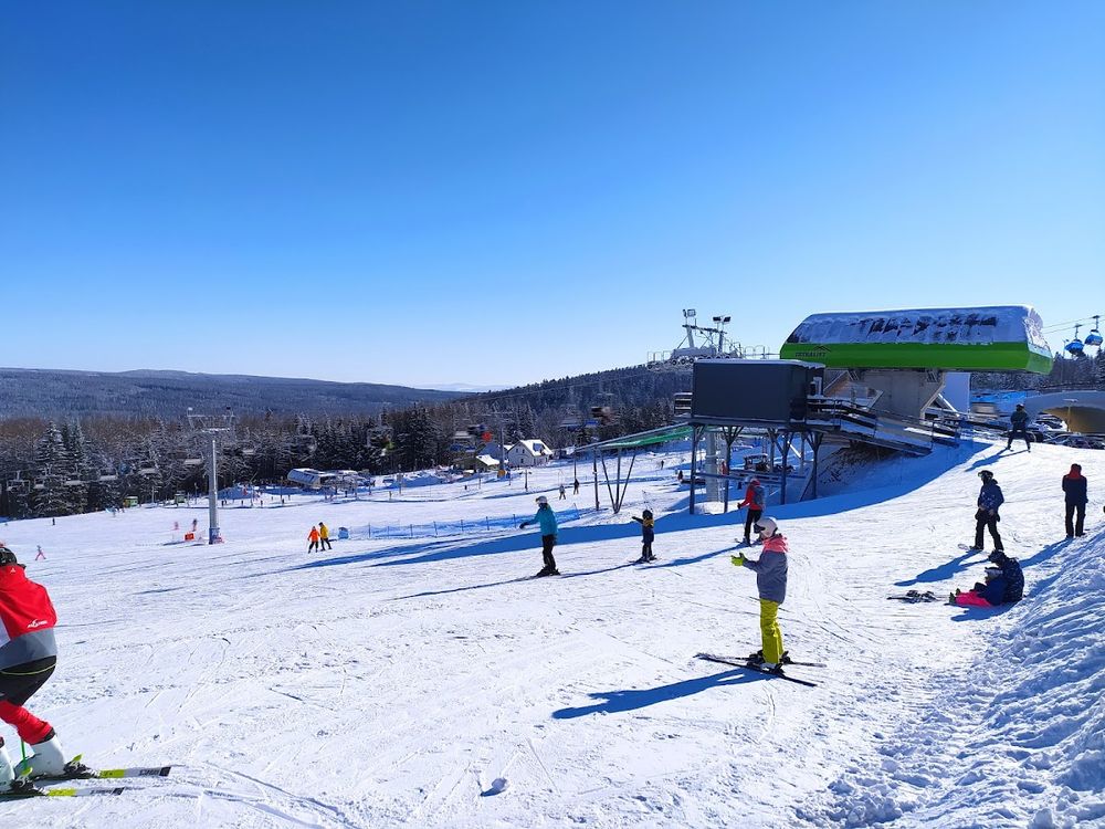 Ośrodek Diament w Stroniu Śląskim: Baza wypadowa na Czarną Górę