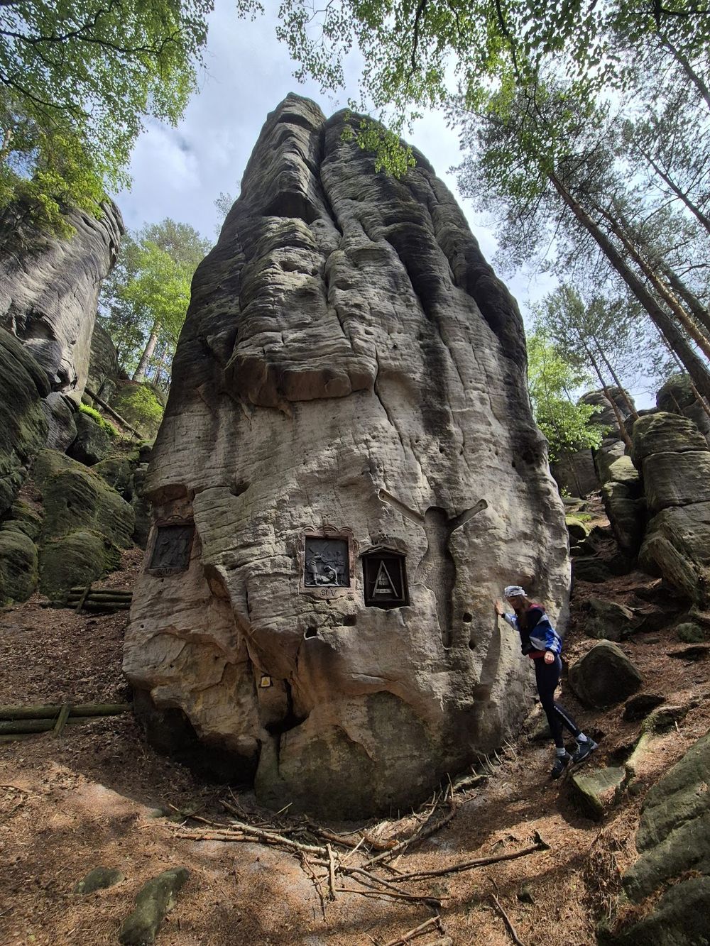 Droga Krzyżowa w Adršpach: Křížový vrch i cisza poza szlakiem