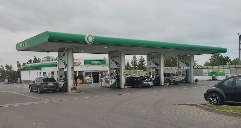 Bezpieczna zima za kółkiem: Niezbędnik kierowcy w Sudetach