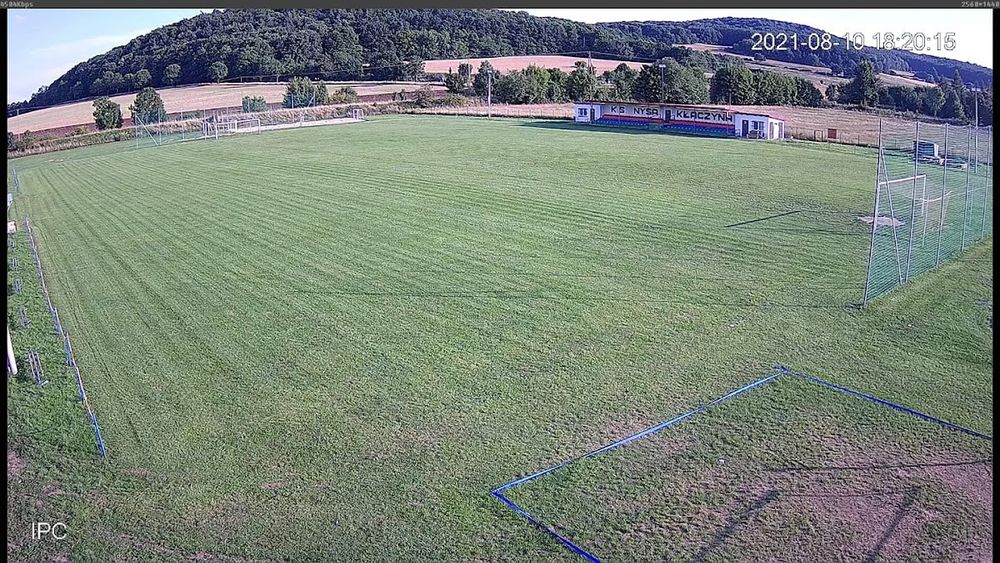 Zimowy trening na świeżym powietrzu: Dlaczego warto wyjść z siłowni?