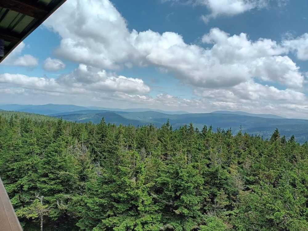 Zimowa panorama z wieży na Czernicy.