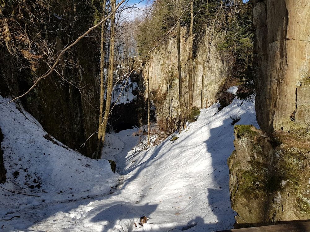 Dlaczego warto odwiedzić Albeřická jeskyně właśnie teraz?