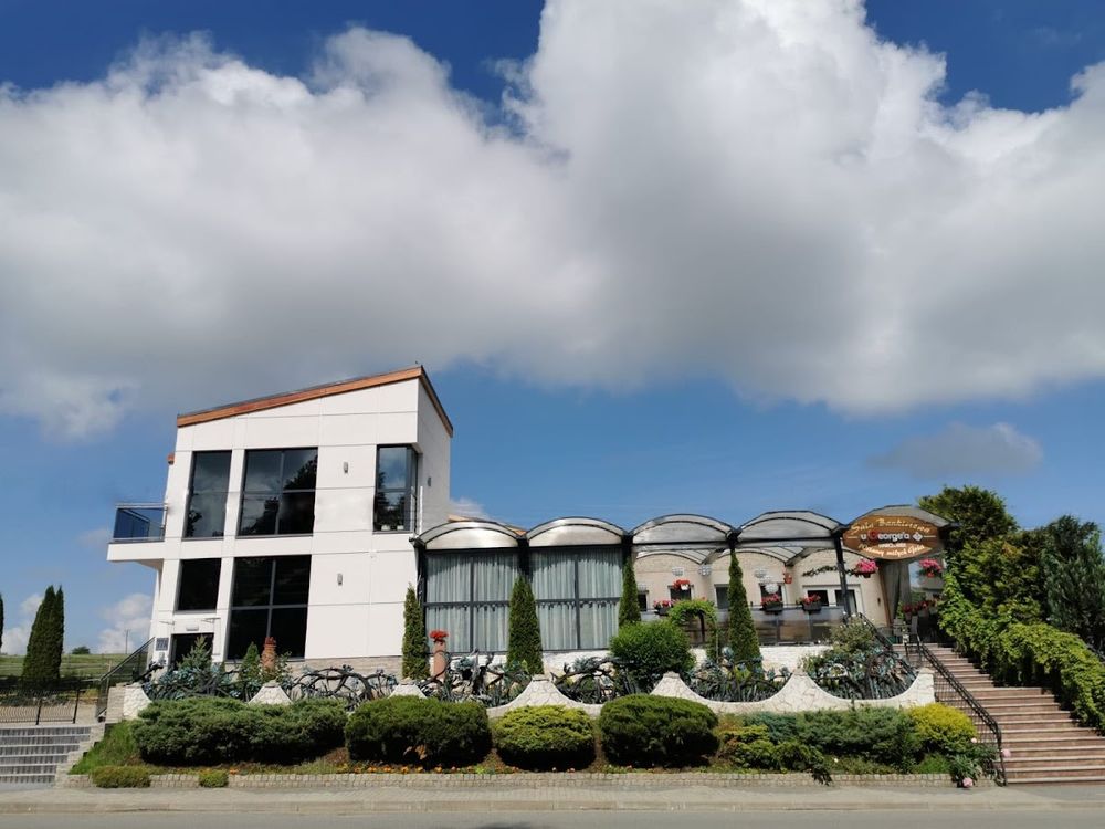 Nowoczesna architektura zajazdu.