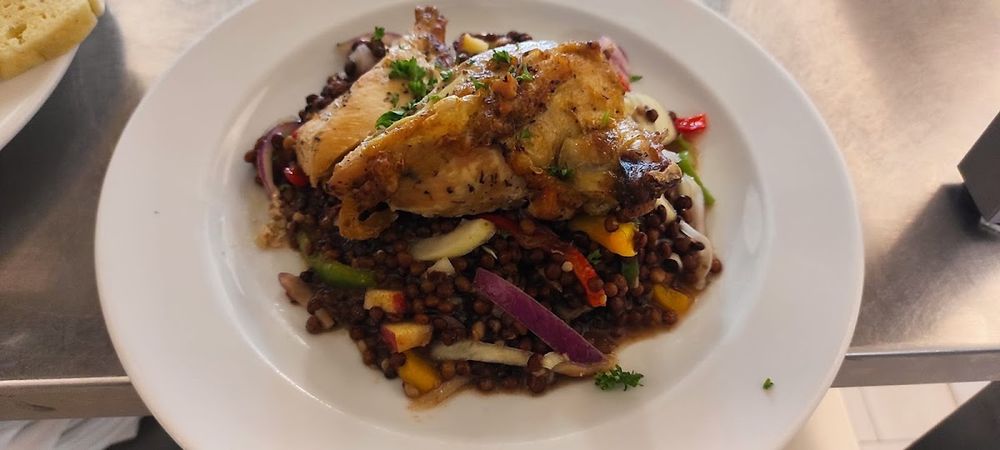 Wnętrze restauracji.